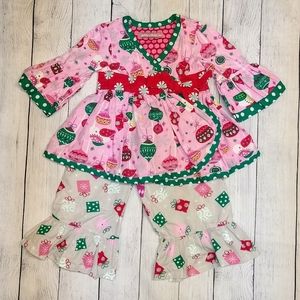 Jelly the Pug Xmas Outfit